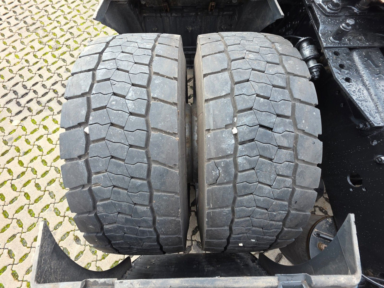 Tegljač MAN TGX 18.500 4x2 BLS / Retarder / 2 Tanks: slika Tegljač MAN TGX 18.500 4x2 BLS / Retarder / 2 Tanks Tegljač MAN TGX 18.500 4x2 BLS / Retarder / 2 Tanks: slika Tegljač MAN TGX 18.500 4x2 BLS / Retarder / 2 Tanks