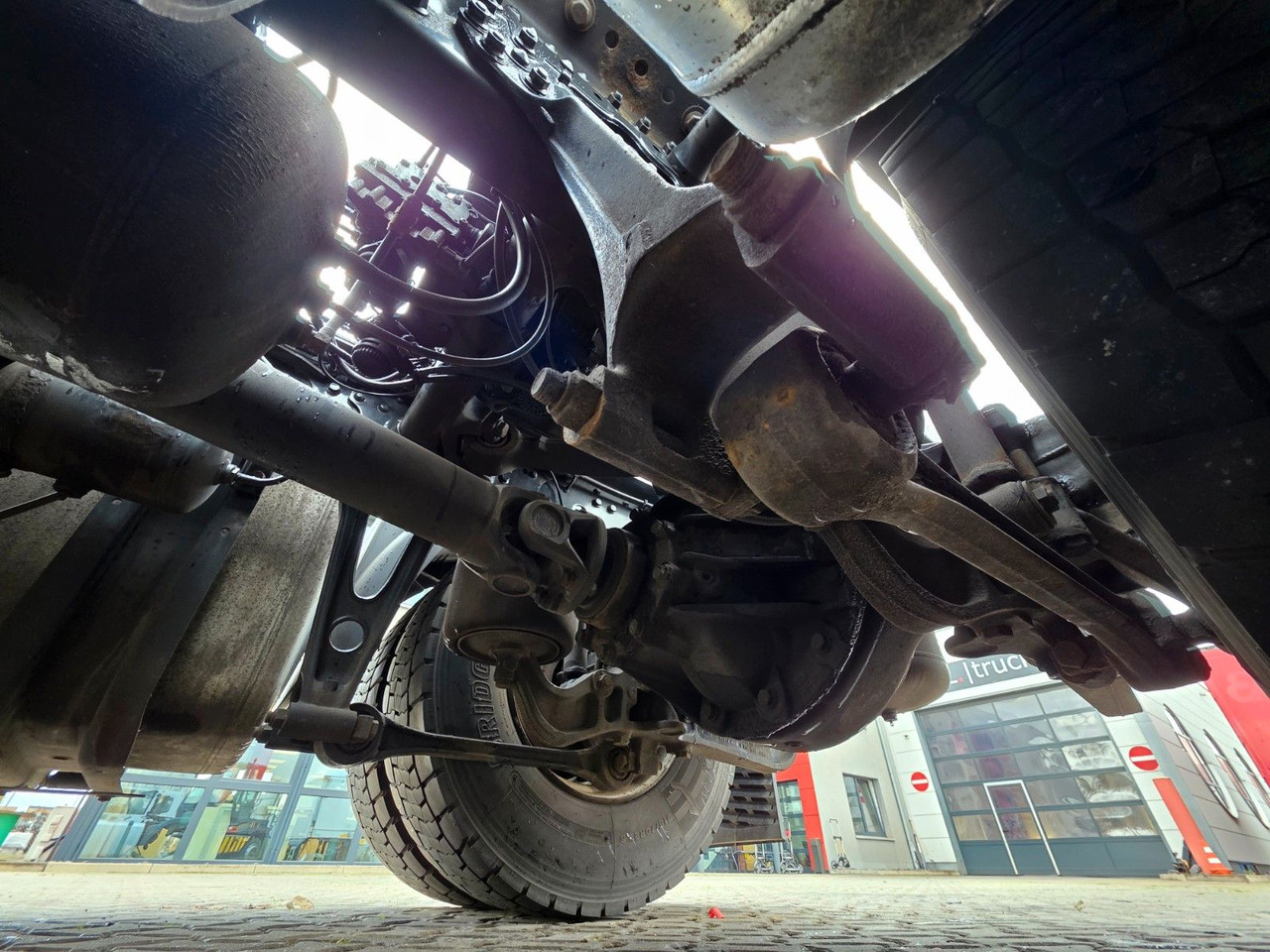 Tegljač MAN TGX 18.500 4x2 BLS / Retarder / 2 Tanks: slika Tegljač MAN TGX 18.500 4x2 BLS / Retarder / 2 Tanks Tegljač MAN TGX 18.500 4x2 BLS / Retarder / 2 Tanks: slika Tegljač MAN TGX 18.500 4x2 BLS / Retarder / 2 Tanks