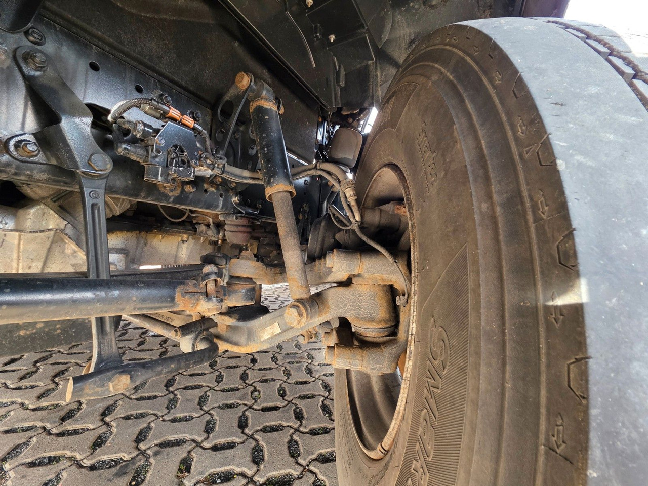 Tegljač MAN TGX 18.500 4x2 BLS / Retarder / 2 Tanks: slika Tegljač MAN TGX 18.500 4x2 BLS / Retarder / 2 Tanks Tegljač MAN TGX 18.500 4x2 BLS / Retarder / 2 Tanks: slika Tegljač MAN TGX 18.500 4x2 BLS / Retarder / 2 Tanks