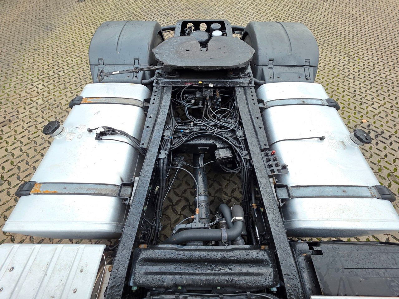 Tegljač MAN TGX 18.500 4x2 BLS / Retarder / 2 Tanks: slika Tegljač MAN TGX 18.500 4x2 BLS / Retarder / 2 Tanks Tegljač MAN TGX 18.500 4x2 BLS / Retarder / 2 Tanks: slika Tegljač MAN TGX 18.500 4x2 BLS / Retarder / 2 Tanks