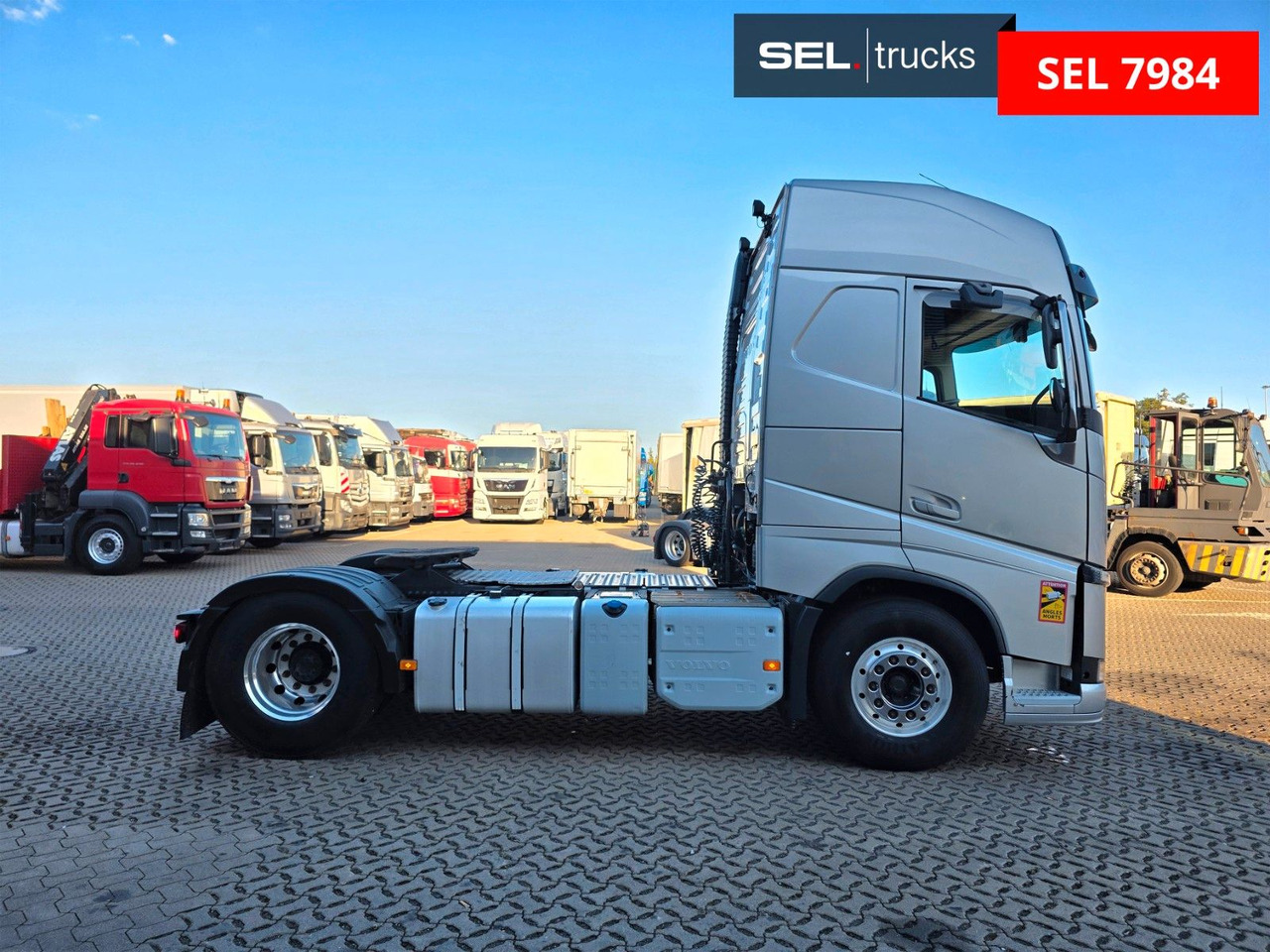 Volvo FH 460 / Nebenabtrieb / Standklimaanlage - Tegljač: slika Volvo FH 460 / Nebenabtrieb / Standklimaanlage - Tegljač Volvo FH 460 / Nebenabtrieb / Standklimaanlage - Tegljač: slika Volvo FH 460 / Nebenabtrieb / Standklimaanlage - Tegljač