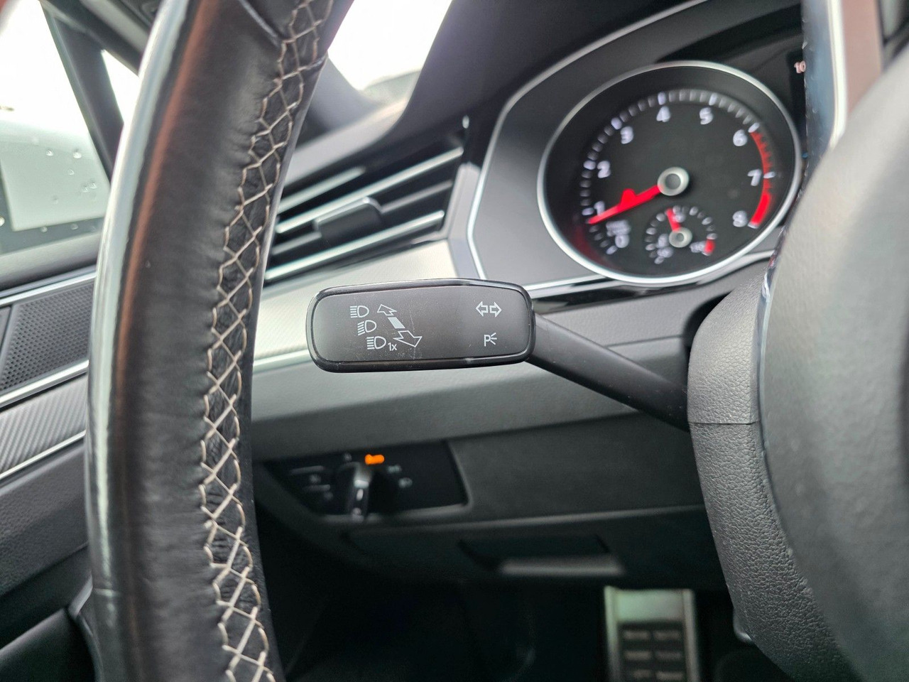 Karavan Volkswagen Passat Variant Highline BMT/Start-Stopp: slika Karavan Volkswagen Passat Variant Highline BMT/Start-Stopp