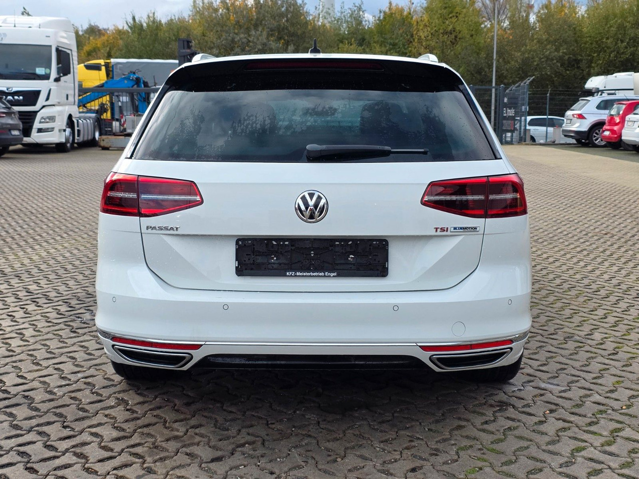 Karavan Volkswagen Passat Variant Highline BMT/Start-Stopp: slika Karavan Volkswagen Passat Variant Highline BMT/Start-Stopp