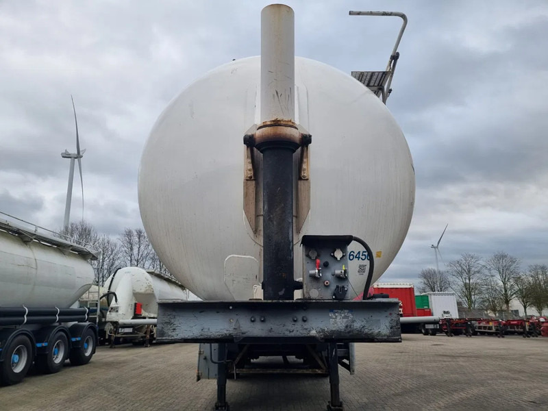 Benalu T39NLNEP - Poluprikolica cisterna: slika Benalu T39NLNEP - Poluprikolica cisterna Benalu T39NLNEP - Poluprikolica cisterna: slika Benalu T39NLNEP - Poluprikolica cisterna