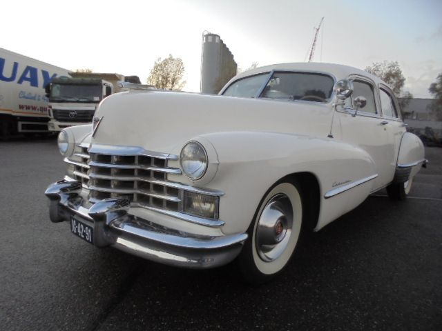 Cadillac Fleetwood sedan - Limuzina: slika Cadillac Fleetwood sedan - Limuzina Cadillac Fleetwood sedan - Limuzina: slika Cadillac Fleetwood sedan - Limuzina