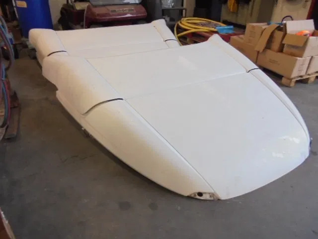 DAF 106 - Aerodinamika/ Spojler: slika DAF 106 - Aerodinamika/ Spojler DAF 106 - Aerodinamika/ Spojler: slika DAF 106 - Aerodinamika/ Spojler