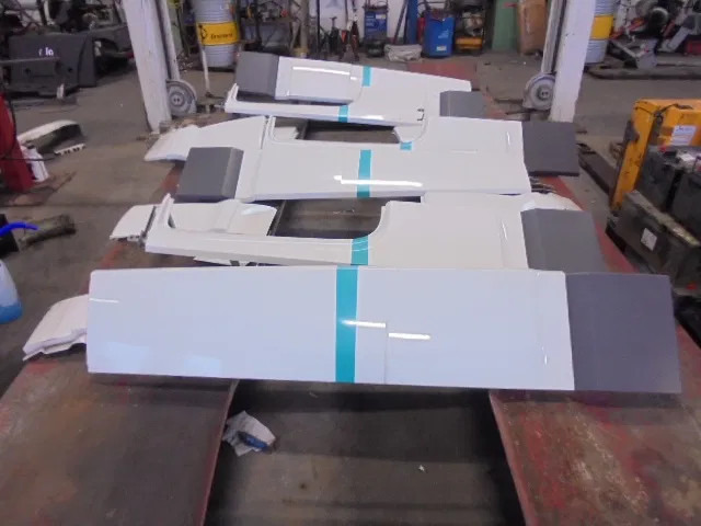 DAF 106 - Aerodinamika/ Spojler: slika DAF 106 - Aerodinamika/ Spojler DAF 106 - Aerodinamika/ Spojler: slika DAF 106 - Aerodinamika/ Spojler