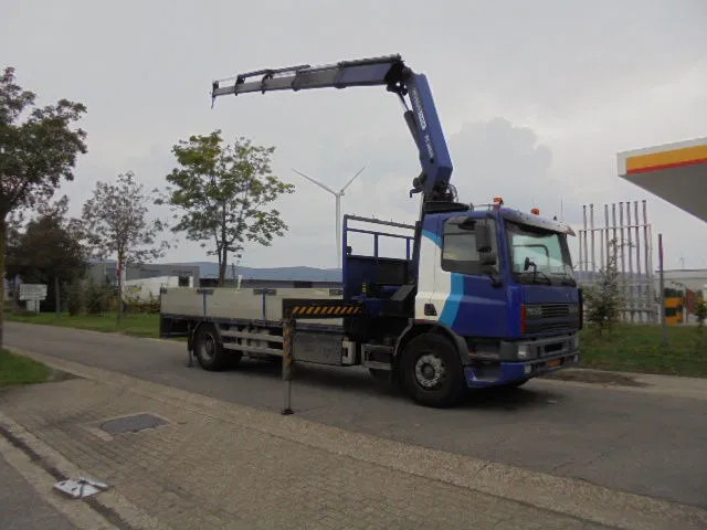 DAF 75.270 4X2 NL TRUCK - Kamion s kranom: slika DAF 75.270 4X2 NL TRUCK - Kamion s kranom DAF 75.270 4X2 NL TRUCK - Kamion s kranom: slika DAF 75.270 4X2 NL TRUCK - Kamion s kranom