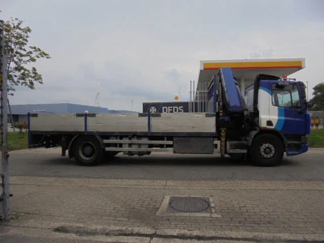 DAF 75.270 4X2 NL TRUCK - Kamion s kranom: slika DAF 75.270 4X2 NL TRUCK - Kamion s kranom DAF 75.270 4X2 NL TRUCK - Kamion s kranom: slika DAF 75.270 4X2 NL TRUCK - Kamion s kranom