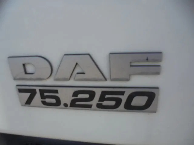 Kamion za odvoz smeća DAF FAN CF250 6X2 EEV: slika Kamion za odvoz smeća DAF FAN CF250 6X2 EEV