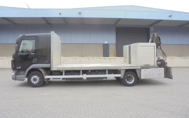 DAF LF 220 FA + HIAB 060/2 - Kamion s otvorenim sandukom, Kamion s kranom: slika DAF LF 220 FA + HIAB 060/2 - Kamion s otvorenim sandukom, Kamion s kranom DAF LF 220 FA + HIAB 060/2 - Kamion s otvorenim sandukom, Kamion s kranom: slika DAF LF 220 FA + HIAB 060/2 - Kamion s otvorenim sandukom, Kamion s kranom