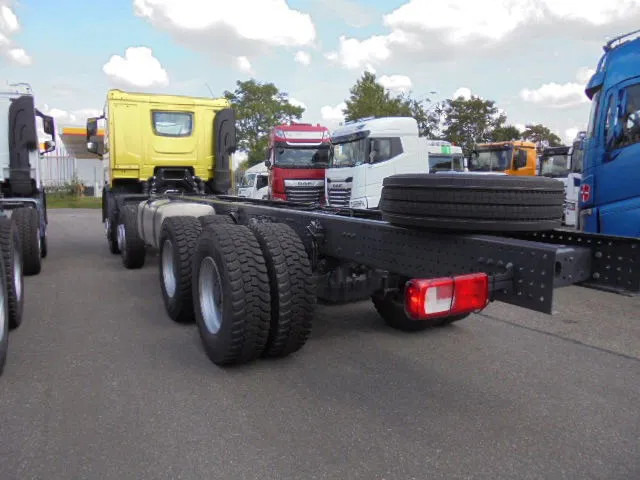 DAF XD 450 F 8X4 NIEUW MET FABRIEKS GARANTIE - Kamion-šasija: slika DAF XD 450 F 8X4 NIEUW MET FABRIEKS GARANTIE - Kamion-šasija DAF XD 450 F 8X4 NIEUW MET FABRIEKS GARANTIE - Kamion-šasija: slika DAF XD 450 F 8X4 NIEUW MET FABRIEKS GARANTIE - Kamion-šasija