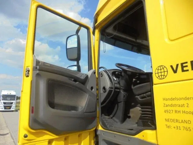 Zakup DAF XF 510 FAR 6X2 DAF XF 510 FAR 6X2: slika Zakup DAF XF 510 FAR 6X2 DAF XF 510 FAR 6X2
