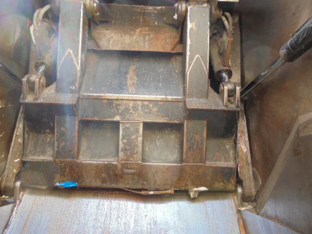 Kamion za odvoz smeća Ginaf C C-3128 N EEV NL TRUCK: slika Kamion za odvoz smeća Ginaf C C-3128 N EEV NL TRUCK Kamion za odvoz smeća Ginaf C C-3128 N EEV NL TRUCK: slika Kamion za odvoz smeća Ginaf C C-3128 N EEV NL TRUCK