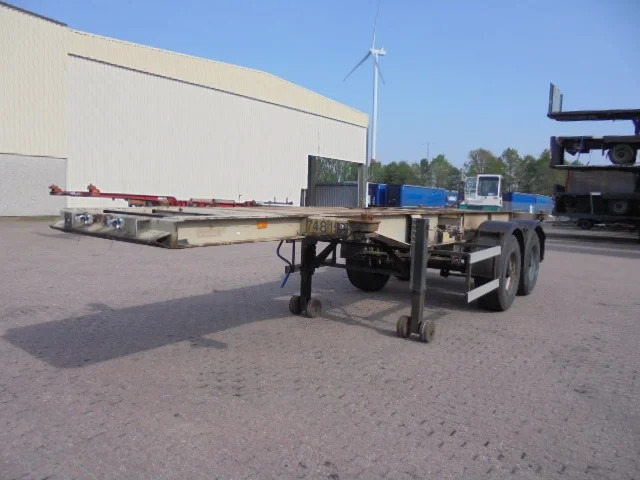 Groenewegen 20CC-15-18 STEEL SPRINGS - Transporter kontejnera/ Poluprikolica s izmjenjivim sanducima: slika Groenewegen 20CC-15-18 STEEL SPRINGS - Transporter kontejnera/ Poluprikolica s izmjenjivim sanducima Groenewegen 20CC-15-18 STEEL SPRINGS - Transporter kontejnera/ Poluprikolica s izmjenjivim sanducima: slika Groenewegen 20CC-15-18 STEEL SPRINGS - Transporter kontejnera/ Poluprikolica s izmjenjivim sanducima