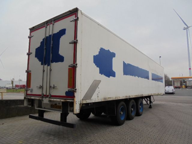 Groenewegen DRO 12-27 - Poluprikolica sa zatvorenim sandukom: slika Groenewegen DRO 12-27 - Poluprikolica sa zatvorenim sandukom Groenewegen DRO 12-27 - Poluprikolica sa zatvorenim sandukom: slika Groenewegen DRO 12-27 - Poluprikolica sa zatvorenim sandukom