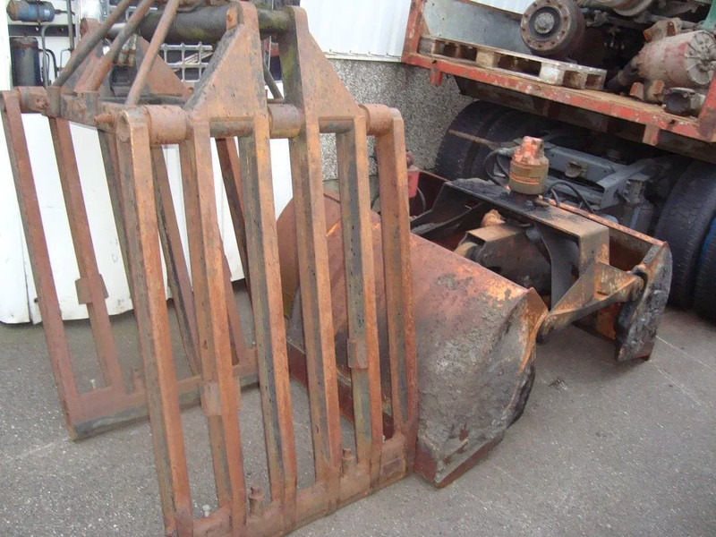 Hiab ALLTYPE YEARS AND PRICES HIAB PALFINGER HMF ATLAS KENNIS - Kamionska dizalica: slika Hiab ALLTYPE YEARS AND PRICES HIAB PALFINGER HMF ATLAS KENNIS - Kamionska dizalica Hiab ALLTYPE YEARS AND PRICES HIAB PALFINGER HMF ATLAS KENNIS - Kamionska dizalica: slika Hiab ALLTYPE YEARS AND PRICES HIAB PALFINGER HMF ATLAS KENNIS - Kamionska dizalica