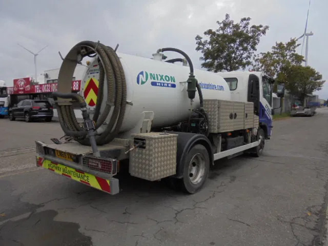 Isuzu N75.190 - Vakum kamion: slika Isuzu N75.190 - Vakum kamion Isuzu N75.190 - Vakum kamion: slika Isuzu N75.190 - Vakum kamion