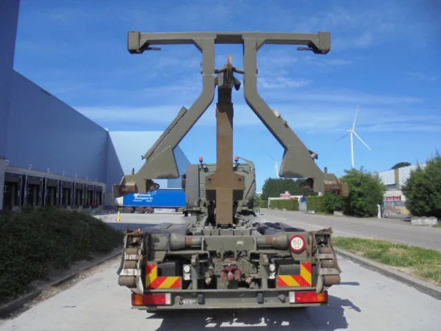 Iveco Eurotrakker 410 E37H - Kamion s kukastom dizalicom: slika Iveco Eurotrakker 410 E37H - Kamion s kukastom dizalicom Iveco Eurotrakker 410 E37H - Kamion s kukastom dizalicom: slika Iveco Eurotrakker 410 E37H - Kamion s kukastom dizalicom