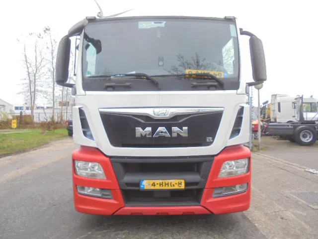 MAN TGS 23.400 LL.U 6X2 - Autotransporter: slika MAN TGS 23.400 LL.U 6X2 - Autotransporter MAN TGS 23.400 LL.U 6X2 - Autotransporter: slika MAN TGS 23.400 LL.U 6X2 - Autotransporter