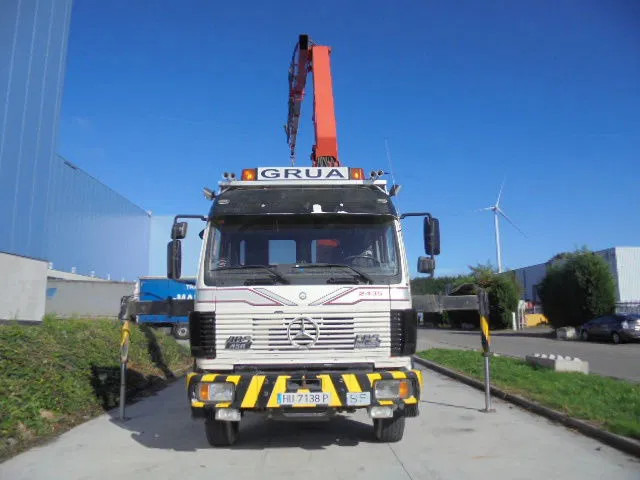 Mercedes-Benz 2435 S/6X2/4 + ROBSON DRIVE - Kamion za vuču: slika Mercedes-Benz 2435 S/6X2/4 + ROBSON DRIVE - Kamion za vuču Mercedes-Benz 2435 S/6X2/4 + ROBSON DRIVE - Kamion za vuču: slika Mercedes-Benz 2435 S/6X2/4 + ROBSON DRIVE - Kamion za vuču