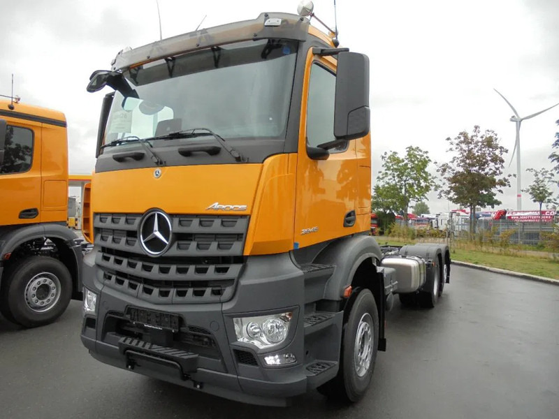 Mercedes-Benz Arocs AROCS 2848 6X2 MET FABRIEKS GARANTIE - Kamion-šasija: slika Mercedes-Benz Arocs AROCS 2848 6X2 MET FABRIEKS GARANTIE - Kamion-šasija Mercedes-Benz Arocs AROCS 2848 6X2 MET FABRIEKS GARANTIE - Kamion-šasija: slika Mercedes-Benz Arocs AROCS 2848 6X2 MET FABRIEKS GARANTIE - Kamion-šasija