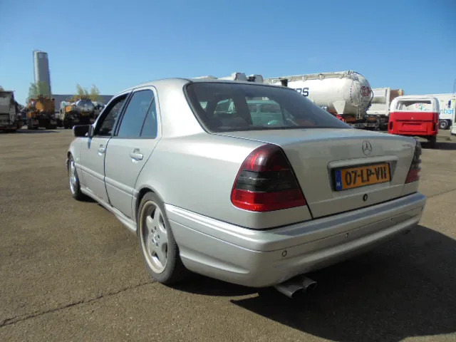 Mercedes-Benz C-Klasse 43 AMG - Limuzina: slika Mercedes-Benz C-Klasse 43 AMG - Limuzina Mercedes-Benz C-Klasse 43 AMG - Limuzina: slika Mercedes-Benz C-Klasse 43 AMG - Limuzina