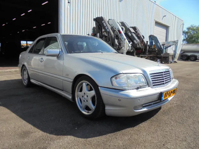 Mercedes-Benz C-Klasse 43 AMG - Limuzina: slika Mercedes-Benz C-Klasse 43 AMG - Limuzina Mercedes-Benz C-Klasse 43 AMG - Limuzina: slika Mercedes-Benz C-Klasse 43 AMG - Limuzina
