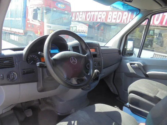Mercedes-Benz Sprinter 313 FRIGO NL TRUCK - Dostavno vozilo hladnjača: slika Mercedes-Benz Sprinter 313 FRIGO NL TRUCK - Dostavno vozilo hladnjača Mercedes-Benz Sprinter 313 FRIGO NL TRUCK - Dostavno vozilo hladnjača: slika Mercedes-Benz Sprinter 313 FRIGO NL TRUCK - Dostavno vozilo hladnjača