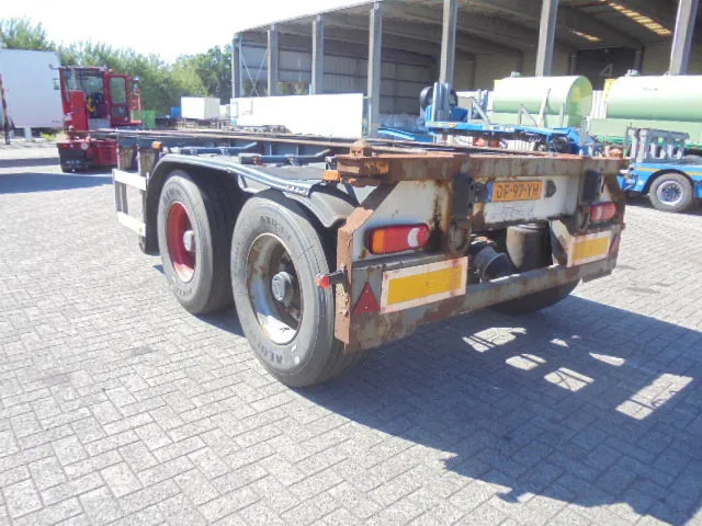 Netam-Fruehauf OCCR 30-218 A NL KENTEKEN APK TUV 18-07-2026 - Transporter kontejnera/ Poluprikolica s izmjenjivim sanducima: slika Netam-Fruehauf OCCR 30-218 A NL KENTEKEN APK TUV 18-07-2026 - Transporter kontejnera/ Poluprikolica s izmjenjivim sanducima Netam-Fruehauf OCCR 30-218 A NL KENTEKEN APK TUV 18-07-2026 - Transporter kontejnera/ Poluprikolica s izmjenjivim sanducima: slika Netam-Fruehauf OCCR 30-218 A NL KENTEKEN APK TUV 18-07-2026 - Transporter kontejnera/ Poluprikolica s izmjenjivim sanducima