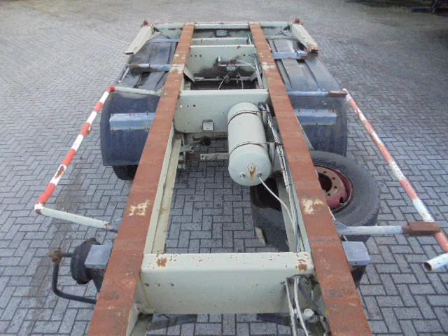 Netam OCCR 30-218 NL KENTEKEN - Transporter kontejnera/ Poluprikolica s izmjenjivim sanducima: slika Netam OCCR 30-218 NL KENTEKEN - Transporter kontejnera/ Poluprikolica s izmjenjivim sanducima Netam OCCR 30-218 NL KENTEKEN - Transporter kontejnera/ Poluprikolica s izmjenjivim sanducima: slika Netam OCCR 30-218 NL KENTEKEN - Transporter kontejnera/ Poluprikolica s izmjenjivim sanducima
