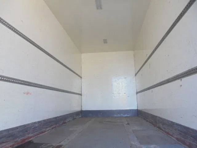 Pacton MXD218 - Prikolica sa zatvorenim sandukom: slika Pacton MXD218 - Prikolica sa zatvorenim sandukom Pacton MXD218 - Prikolica sa zatvorenim sandukom: slika Pacton MXD218 - Prikolica sa zatvorenim sandukom