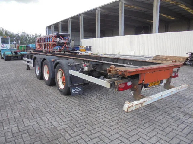 Pacton T3 007 45 FT NL KENTEKEN 10X IN STOCK - Transporter kontejnera/ Poluprikolica s izmjenjivim sanducima: slika Pacton T3 007 45 FT NL KENTEKEN 10X IN STOCK - Transporter kontejnera/ Poluprikolica s izmjenjivim sanducima Pacton T3 007 45 FT NL KENTEKEN 10X IN STOCK - Transporter kontejnera/ Poluprikolica s izmjenjivim sanducima: slika Pacton T3 007 45 FT NL KENTEKEN 10X IN STOCK - Transporter kontejnera/ Poluprikolica s izmjenjivim sanducima