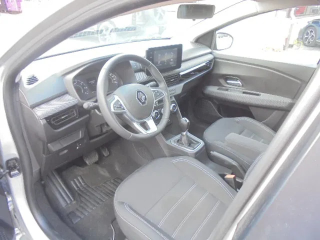 Novi Limuzina Renault Taliant 1.0 TURBO NEW TAX FREE: slika Novi Limuzina Renault Taliant 1.0 TURBO NEW TAX FREE