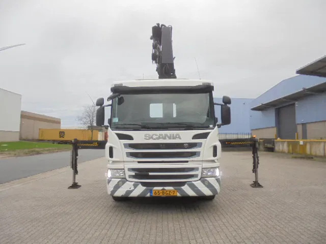 Scania P370 8X2 HAAK + KRAAN NL TRUCK LOW KM - Kamion s kukastom dizalicom, Kamion s kranom: slika Scania P370 8X2 HAAK + KRAAN NL TRUCK LOW KM - Kamion s kukastom dizalicom, Kamion s kranom Scania P370 8X2 HAAK + KRAAN NL TRUCK LOW KM - Kamion s kukastom dizalicom, Kamion s kranom: slika Scania P370 8X2 HAAK + KRAAN NL TRUCK LOW KM - Kamion s kukastom dizalicom, Kamion s kranom