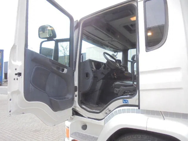 Kamion s kukastom dizalicom, Kamion s kranom Scania P370 8X2 HAAK + KRAAN NL TRUCK LOW KM: slika Kamion s kukastom dizalicom, Kamion s kranom Scania P370 8X2 HAAK + KRAAN NL TRUCK LOW KM Kamion s kukastom dizalicom, Kamion s kranom Scania P370 8X2 HAAK + KRAAN NL TRUCK LOW KM: slika Kamion s kukastom dizalicom, Kamion s kranom Scania P370 8X2 HAAK + KRAAN NL TRUCK LOW KM