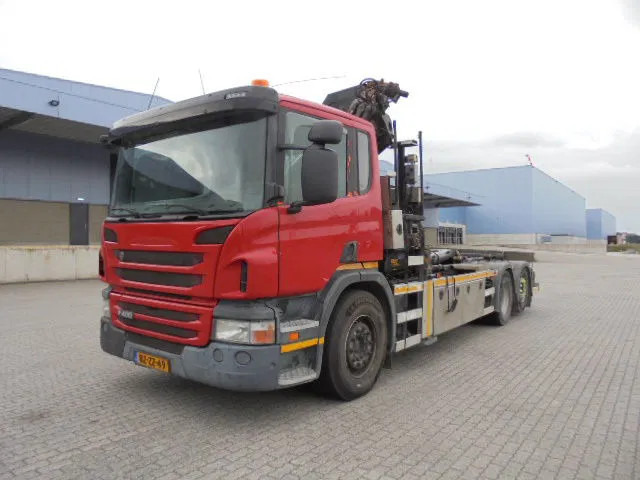 Scania P400 6X2 - Kamion s kukastom dizalicom, Kamion s kranom: slika Scania P400 6X2 - Kamion s kukastom dizalicom, Kamion s kranom Scania P400 6X2 - Kamion s kukastom dizalicom, Kamion s kranom: slika Scania P400 6X2 - Kamion s kukastom dizalicom, Kamion s kranom