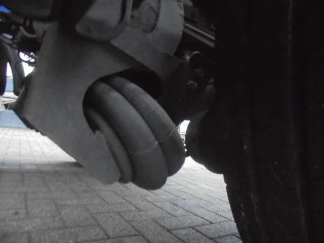 Transporter kontejnera/ Poluprikolica s izmjenjivim sanducima Schmitz Cargobull GOTHA SCF 24 GLX NL TRAILER: slika Transporter kontejnera/ Poluprikolica s izmjenjivim sanducima Schmitz Cargobull GOTHA SCF 24 GLX NL TRAILER Transporter kontejnera/ Poluprikolica s izmjenjivim sanducima Schmitz Cargobull GOTHA SCF 24 GLX NL TRAILER: slika Transporter kontejnera/ Poluprikolica s izmjenjivim sanducima Schmitz Cargobull GOTHA SCF 24 GLX NL TRAILER