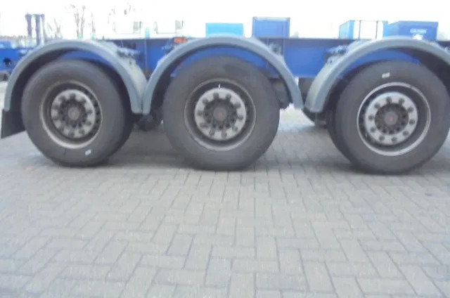 Transporter kontejnera/ Poluprikolica s izmjenjivim sanducima Schmitz Cargobull GOTHA SCF 24 GLX NL TRAILER: slika Transporter kontejnera/ Poluprikolica s izmjenjivim sanducima Schmitz Cargobull GOTHA SCF 24 GLX NL TRAILER Transporter kontejnera/ Poluprikolica s izmjenjivim sanducima Schmitz Cargobull GOTHA SCF 24 GLX NL TRAILER: slika Transporter kontejnera/ Poluprikolica s izmjenjivim sanducima Schmitz Cargobull GOTHA SCF 24 GLX NL TRAILER