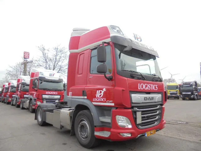 DAF CF 410 SSC - Tegljač: slika DAF CF 410 SSC - Tegljač DAF CF 410 SSC - Tegljač: slika DAF CF 410 SSC - Tegljač