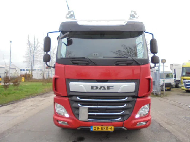 DAF CF 410 SSC - Tegljač: slika DAF CF 410 SSC - Tegljač DAF CF 410 SSC - Tegljač: slika DAF CF 410 SSC - Tegljač