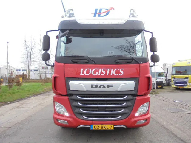 DAF CF 410 SSC - Tegljač: slika DAF CF 410 SSC - Tegljač DAF CF 410 SSC - Tegljač: slika DAF CF 410 SSC - Tegljač