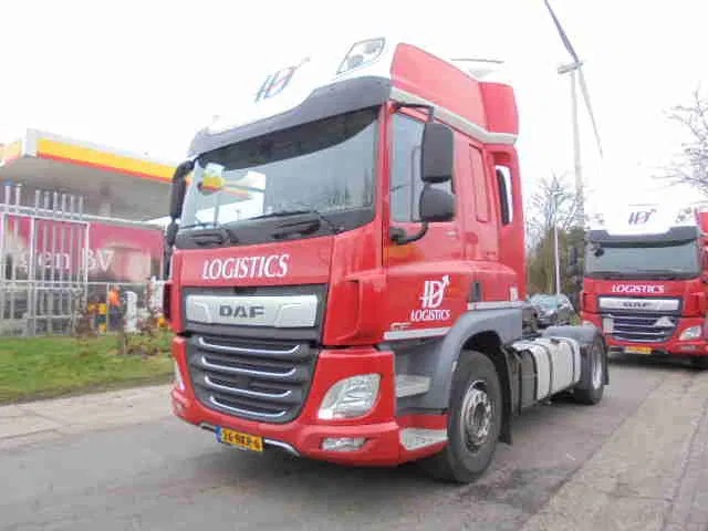 DAF CF 410 SSC - Tegljač: slika DAF CF 410 SSC - Tegljač DAF CF 410 SSC - Tegljač: slika DAF CF 410 SSC - Tegljač