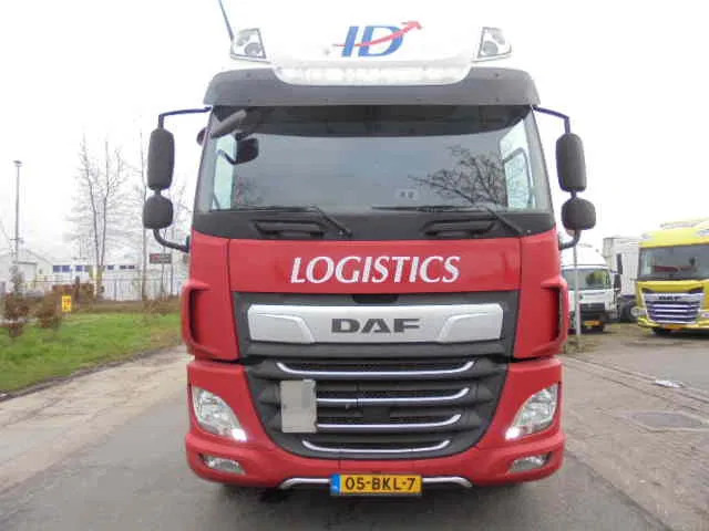 DAF CF 410 SSC - Tegljač: slika DAF CF 410 SSC - Tegljač DAF CF 410 SSC - Tegljač: slika DAF CF 410 SSC - Tegljač