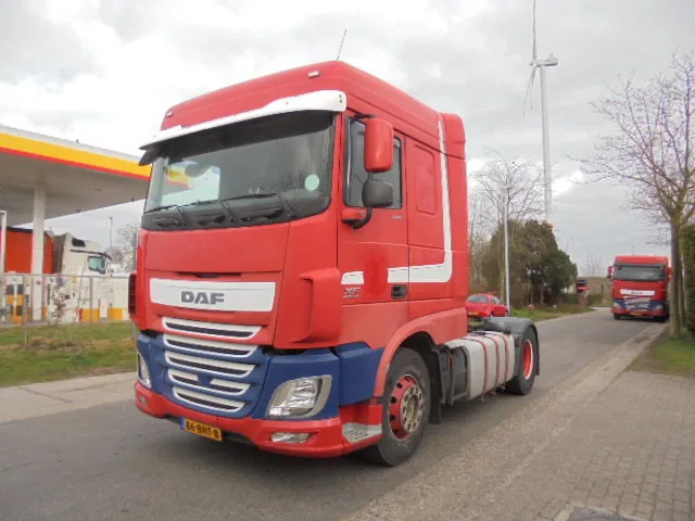 DAF XF 440 ADR+ COMPRESSOR NL TRUCK - Tegljač: slika DAF XF 440 ADR+ COMPRESSOR NL TRUCK - Tegljač DAF XF 440 ADR+ COMPRESSOR NL TRUCK - Tegljač: slika DAF XF 440 ADR+ COMPRESSOR NL TRUCK - Tegljač