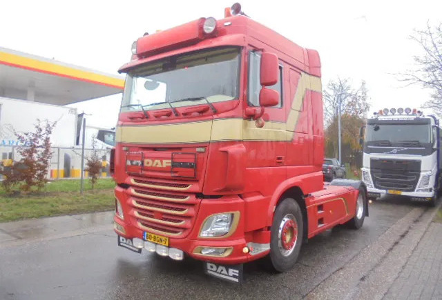 DAF XF 440 ADR TUV 02-26 - Tegljač: slika DAF XF 440 ADR TUV 02-26 - Tegljač DAF XF 440 ADR TUV 02-26 - Tegljač: slika DAF XF 440 ADR TUV 02-26 - Tegljač