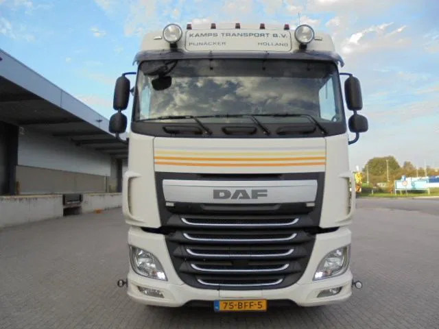 DAF XF 440 - Tegljač: slika DAF XF 440 - Tegljač DAF XF 440 - Tegljač: slika DAF XF 440 - Tegljač