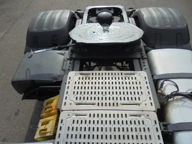 Tegljač DAF XF 440 EURO 6: slika Tegljač DAF XF 440 EURO 6