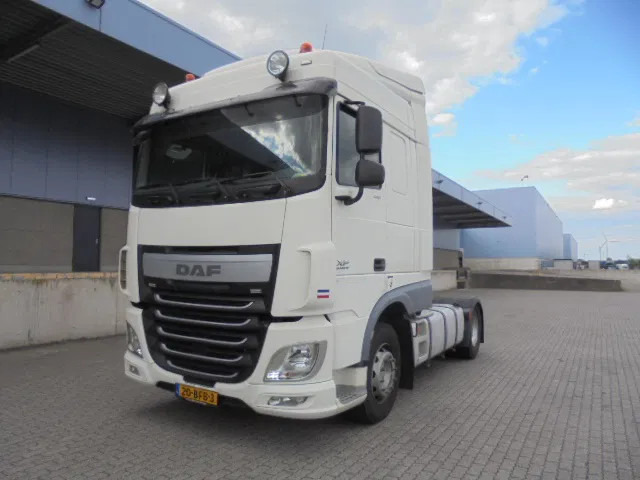 DAF XF 440 NL TRUCK - Tegljač: slika DAF XF 440 NL TRUCK - Tegljač DAF XF 440 NL TRUCK - Tegljač: slika DAF XF 440 NL TRUCK - Tegljač