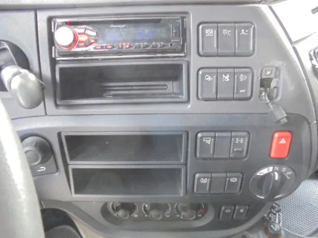 Tegljač DAF XF 440 SSC NL TRUCKS: slika Tegljač DAF XF 440 SSC NL TRUCKS Tegljač DAF XF 440 SSC NL TRUCKS: slika Tegljač DAF XF 440 SSC NL TRUCKS